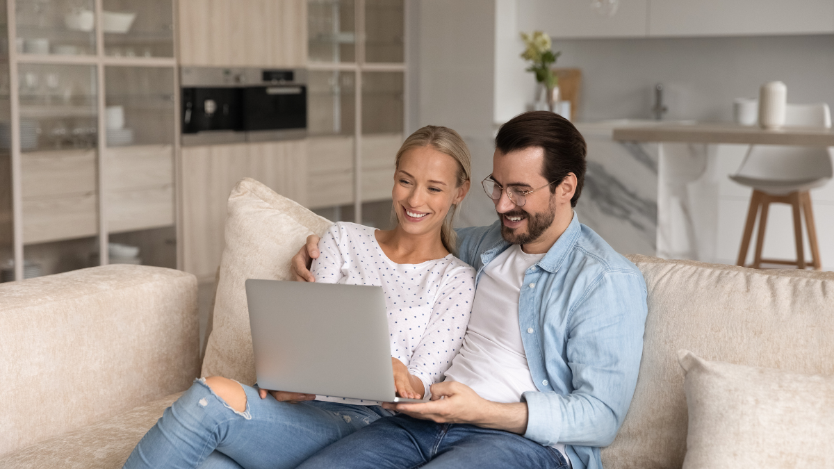 Parent coaching session supporting a child with an eating disorder at home